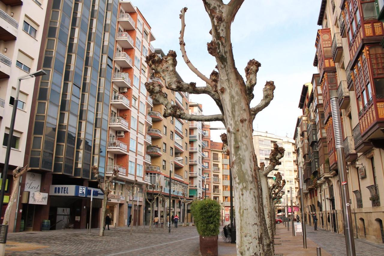 Hotel Los Bracos Logroño Exteriér fotografie